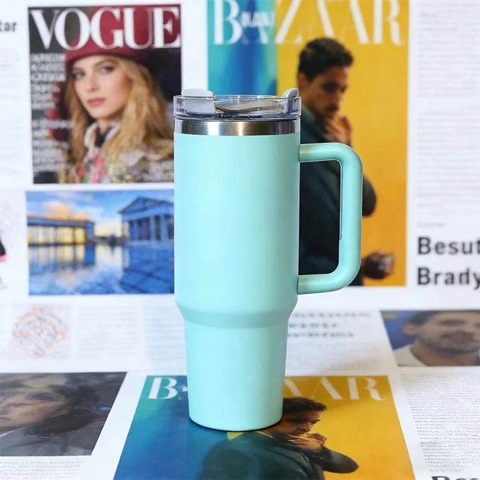 ह्यान्डलको साथ 40oz टम्बलर
